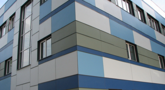 sistema navesnogo ventiliruemogo fasada